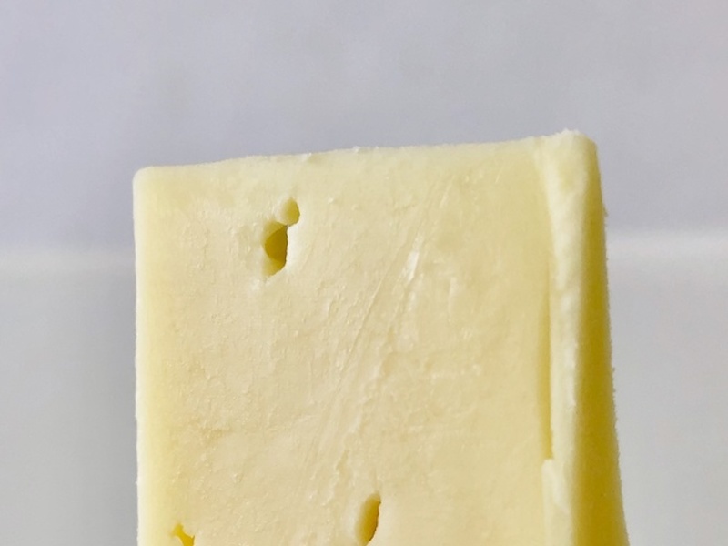 Cuña de queso semicurado ecológico de Ovín (Nava)